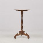 1237 6464 PEDESTAL TABLE